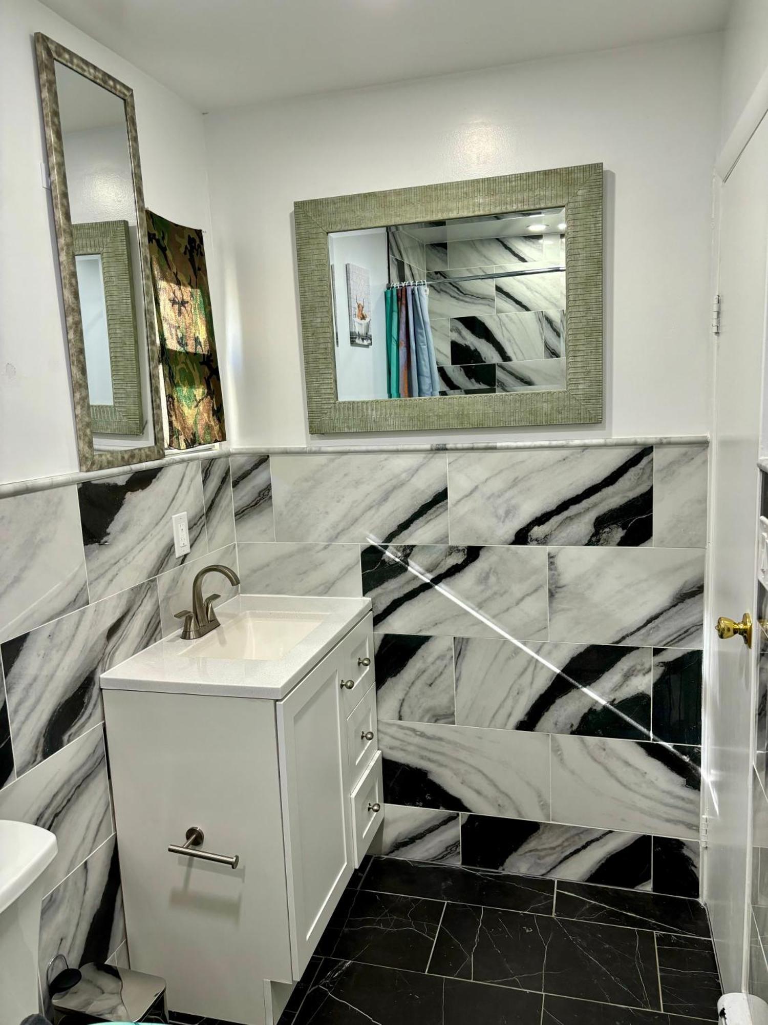 Iron Bound Gem Appartement Newark